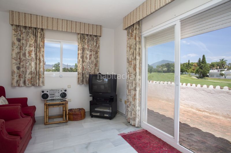 Foto 3dba47c6-d350-4da3-9bd0-710a4d9c87dc. Casa amb aparcament a Guadalmina Baja Marbella