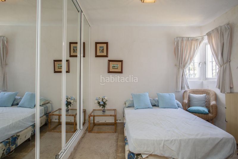 Foto 582f8714-3fae-497c-810a-560a5496986f. Casa amb aparcament a Guadalmina Baja Marbella