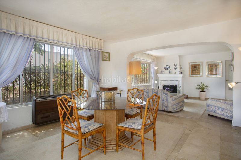 Foto fe7f20a2-78ad-4d8b-9c73-a17310dc240d. Casa amb aparcament a Guadalmina Baja Marbella