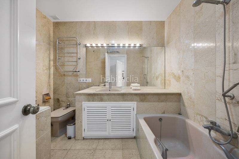 Foto b9adc3c2-6355-44bf-8a2f-e8b634bb1f51. Apartament amb aparcament piscina a Guadalmina Alta Marbella