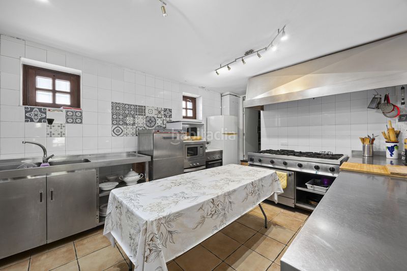 Foto d911e759-818d-4c06-aab0-72d1d4231e41. Casa amb piscina a Gaucín