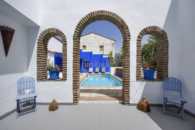 Foto ea847c0f-d40c-4e93-9549-8734a6d9cd90. Casa amb piscina a Gaucín