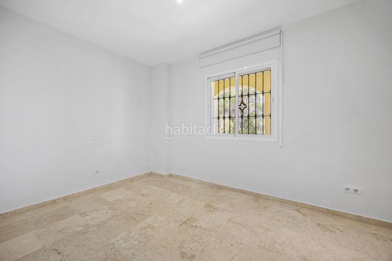 Foto 24029846-9233-4543-9de3-683761f96298. Apartament amb aparcament piscina a Guadalmina Alta Marbella