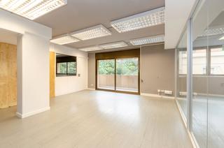 Lloguer Oficina  Carrer major. Oficina alquiler en pleno centro l´h