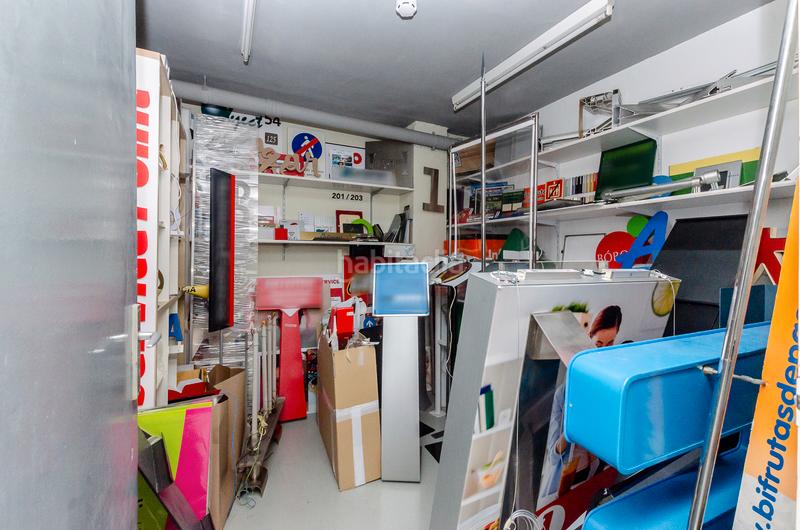 Foto 540a4321-bb6e-45b5-bc06-f23c69c91ab8. Local comercial local multifuncional en venta en Centre Hospitalet de Llobregat (L´)