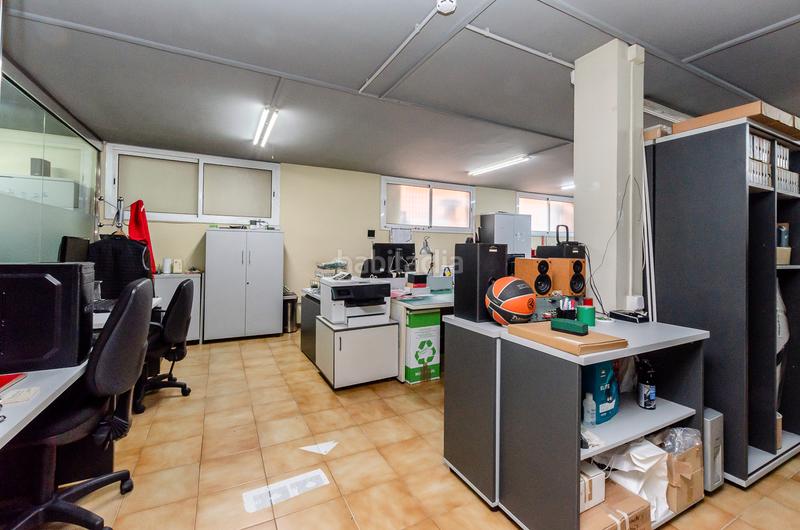 Foto b52fd615-022b-4af1-9aab-2ce96802dbdb. Local comercial local multifuncional en venta en Centre Hospitalet de Llobregat (L´)