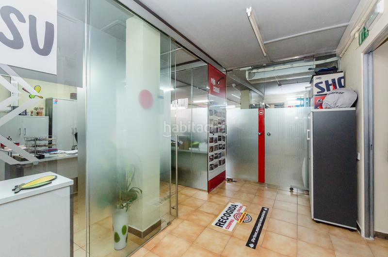 Foto d5d8c8ae-fc33-4f54-822e-3aa2258b5b54. Local comercial local multifuncional en venta en Centre Hospitalet de Llobregat (L´)