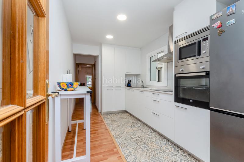 Foto 503d1eba-f513-4618-b160-dc1242e33978. Piso  en venta en la c/ mossèn andreu – en La Gavarra Cornellà de Llobregat