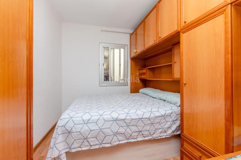 Foto d85f24ee-64f2-4d6d-a208-62b23187173e. Piso  en venta en la c/ mossèn andreu – en La Gavarra Cornellà de Llobregat