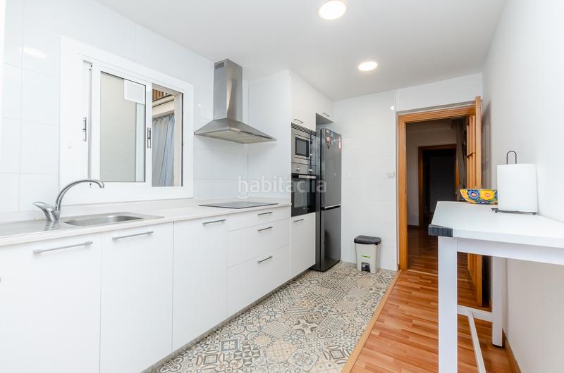 Foto f65cd2ce-6a3e-4794-9077-cd570606f0c9. Piso  en venta en la c/ mossèn andreu – en La Gavarra Cornellà de Llobregat