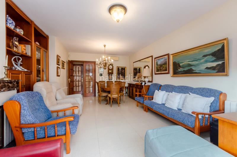 Foto 495e7269-3c5a-4b79-b5a0-0aea2bc178c4. Appartement avec cheminée chauffage dans Centre Hospitalet de Llobregat (L´)