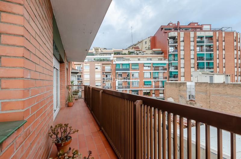 Foto ed404c95-c6e6-44a2-ab09-78b933bae843. Appartement avec cheminée chauffage dans Centre Hospitalet de Llobregat (L´)