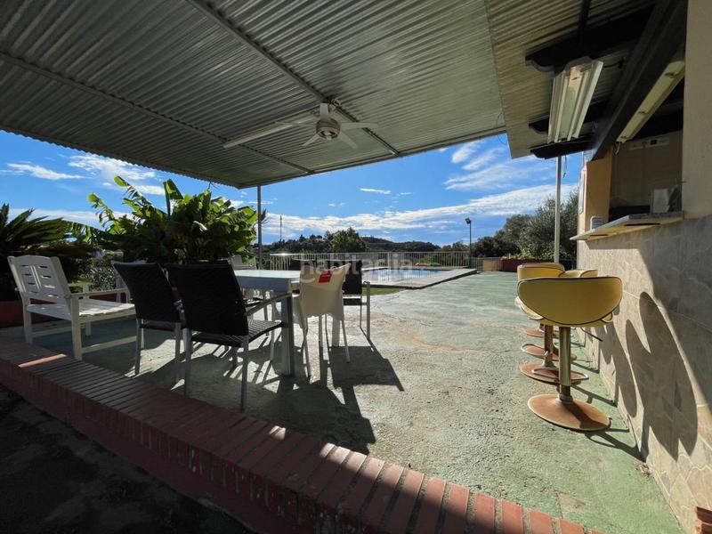 Foto 0a69d7d0-2f87-406a-b7dc-f5d146a61a0e. Masía venta de casa de campo selwo en El Velerín Estepona