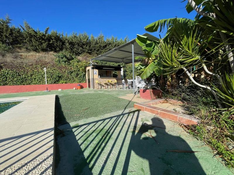 Foto 2fc9abda-ca18-43f4-afc3-cfdcf2cf1fd4. Masía venta de casa de campo selwo en El Velerín Estepona