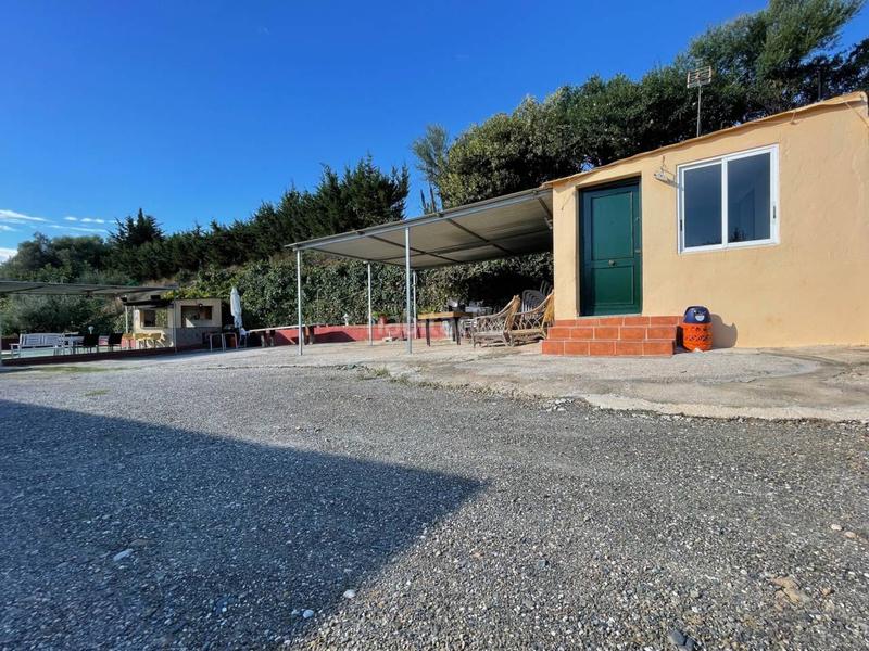 Foto 5789b99e-6629-4fce-97ed-0344f77b747c. Masía venta de casa de campo selwo en El Velerín Estepona