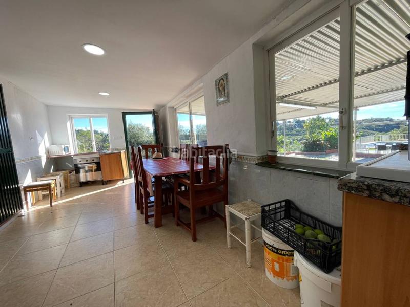 Foto f2ad8ea3-1801-423d-9413-a296cdff8091. Masía venta de casa de campo selwo en El Velerín Estepona