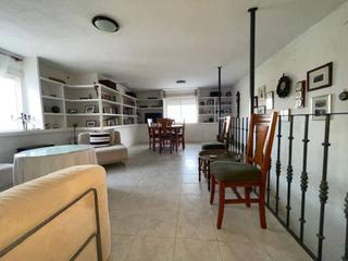 Masia a Casares pueblo. Venta de casa rústica en casares