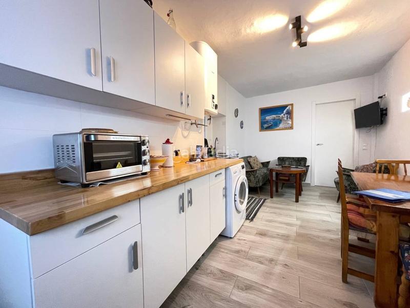 Foto 683fab9a-5d5d-4bfa-83fa-e1f6ffed4869. Casa a Casares pueblo Casares