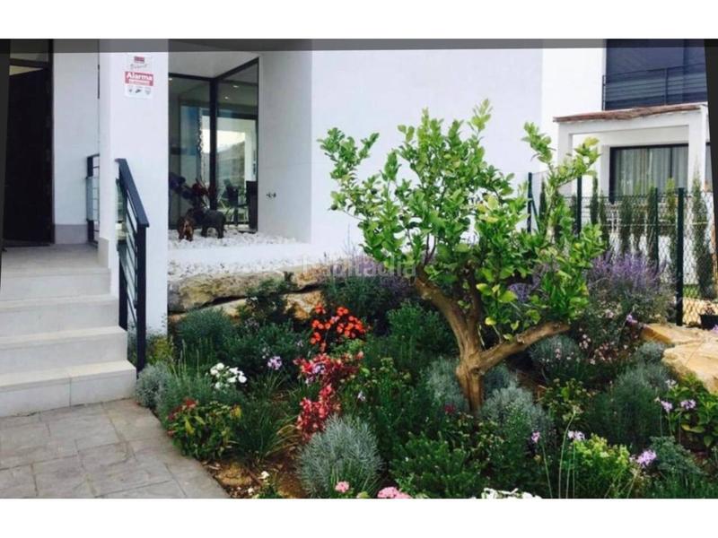 Foto 3d789544-1784-45df-8363-c0b97d190eda. Alquiler chalet alquiler de villa selwo en La Concha - Resina Golf Estepona