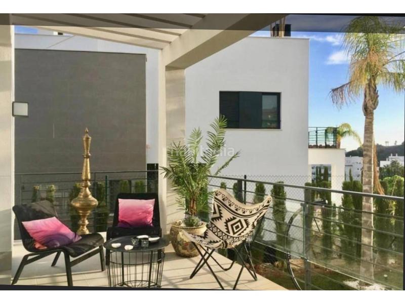 Foto b8814bce-1a5b-43db-a23a-9f32f576e8fa. Rent chalet with heating pool in La Concha - Resina Golf Estepona