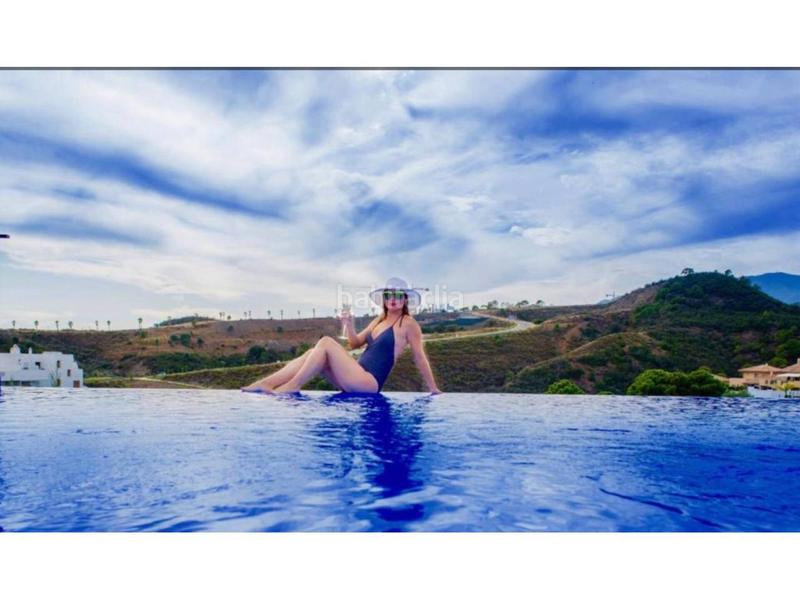 Foto cf120873-f4bc-43ec-bf3e-78d55236ada5. Rent chalet with heating pool in La Concha - Resina Golf Estepona