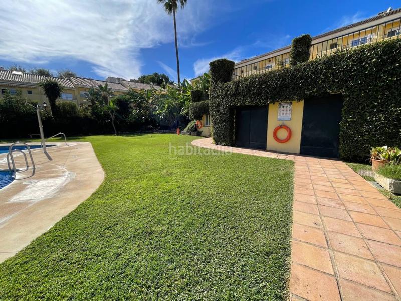 Foto 0c6428fe-5496-4c3d-bc2f-3a2085b59c87. Casa adossada amb piscina a Los Llanos Estepona