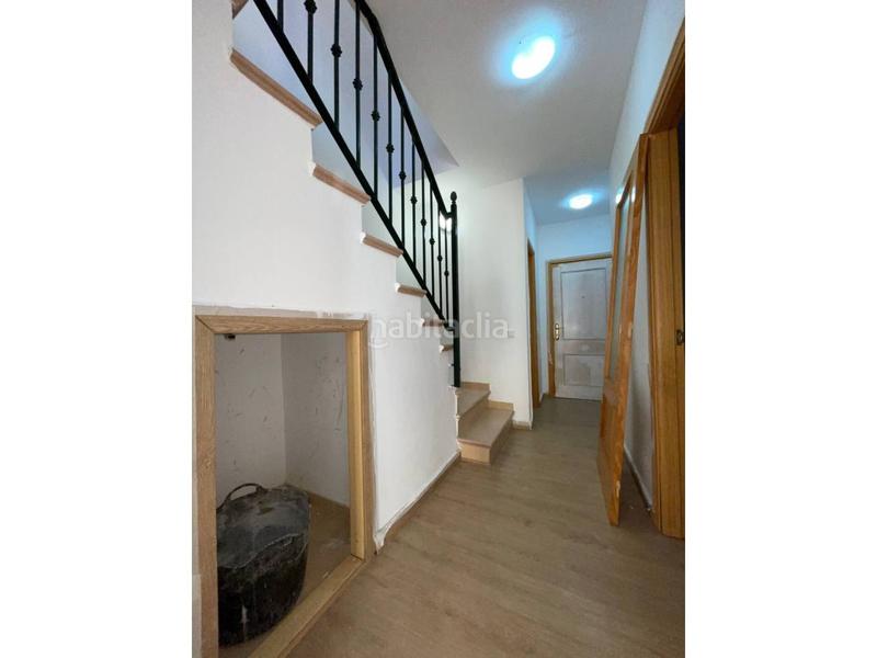 Foto 5035e7e9-ad0e-4d99-864e-0fe64cf477cb. Casa adossada amb piscina a Los Llanos Estepona