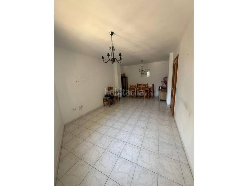 Foto 90d4e13a-d8ad-4e8c-89d8-b2a5a550c25c. Pis a sierra de Estepona - avda. de andalucía Estepona