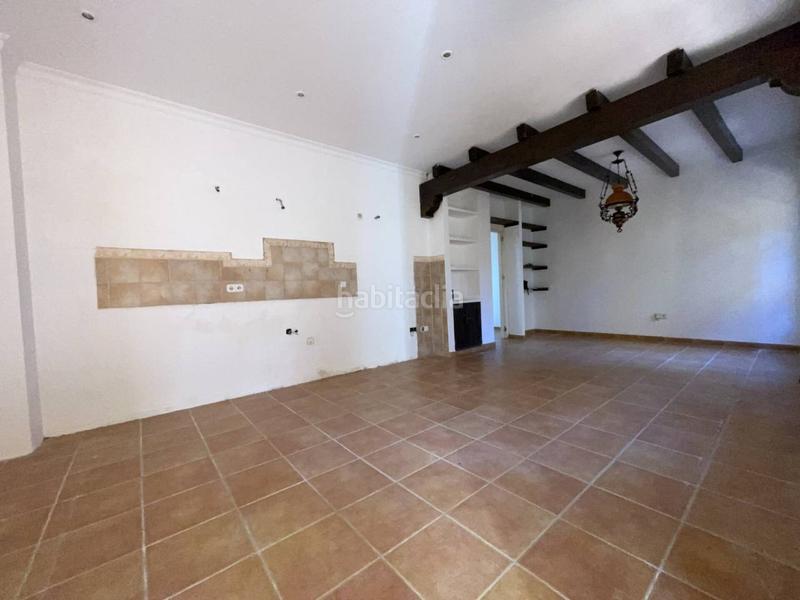 Foto 247a3e01-8f60-4bee-8746-8ea4314a8cd4. Xalet amb aparcament a Los Llanos Estepona