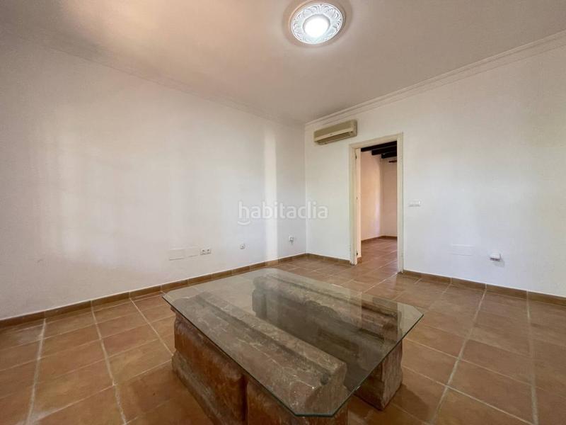 Foto 395a7f5c-60dd-4ace-865f-938a5814f89f. Xalet amb aparcament a Los Llanos Estepona