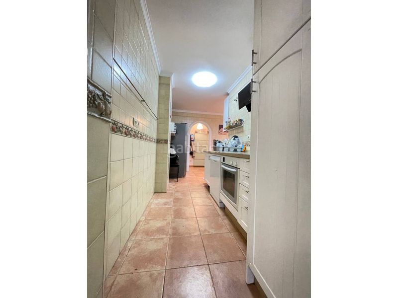 Foto 0b029cde-2af1-4652-b39a-46488836fe27. Pis amb calefacció a sierra de Estepona - avda. de andalucía Estepona