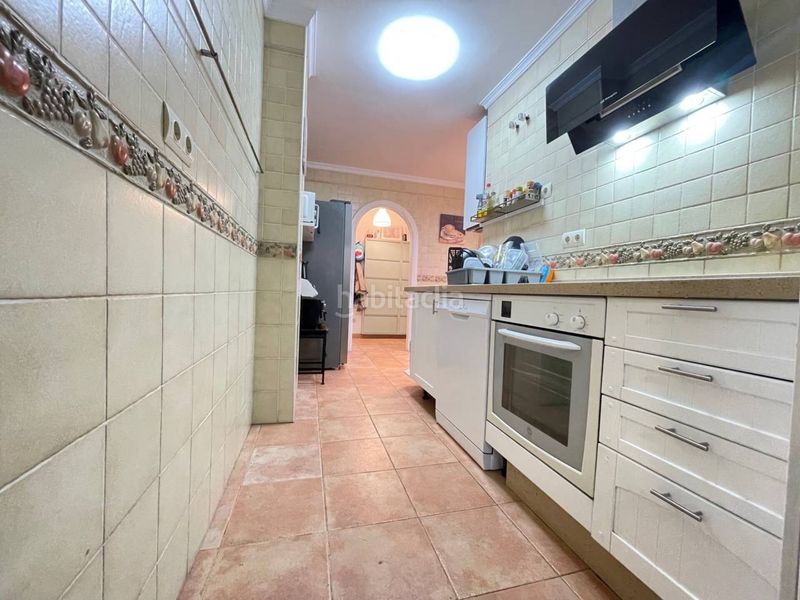 Foto 5236b00e-5804-4d50-aab6-97f0347c3e3c. Pis amb calefacció a sierra de Estepona - avda. de andalucía Estepona