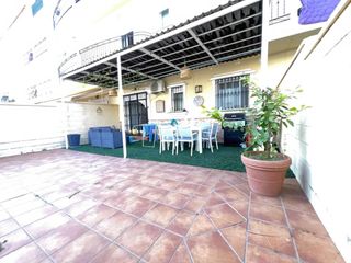 Miete Etagenwohnung in Zona Calvario. Venta de piso en estepona