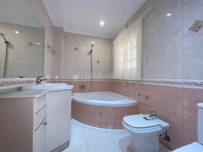 Foto 418f8c5d-43a3-472c-9bb3-d2da1c4fd819. Casa a Centro Estepona