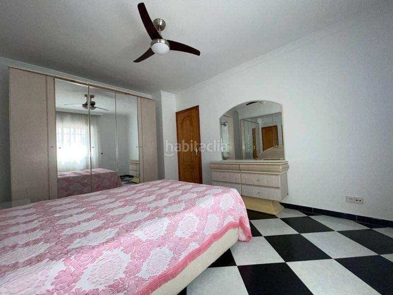 Foto e5d79a6a-5dad-423f-a0a4-105b0b0336f9. Casa a Centro Estepona