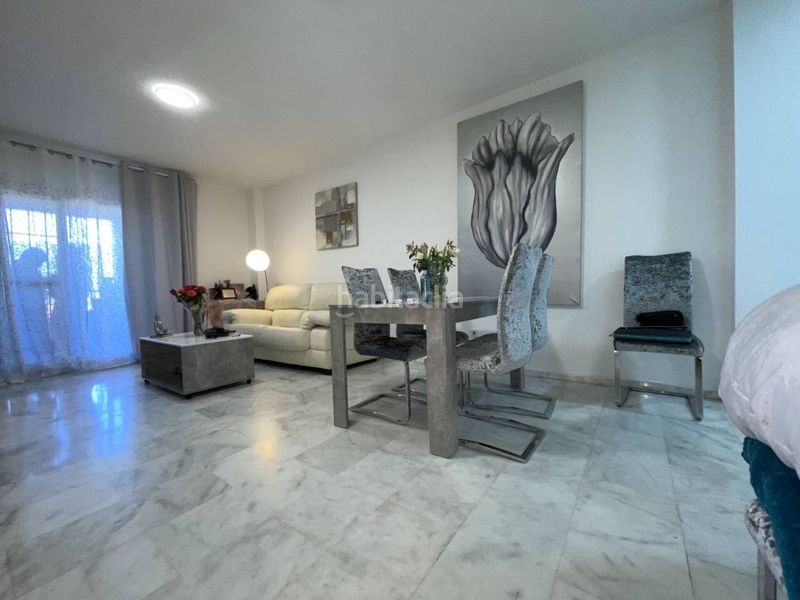 Foto 6f140fae-f25e-4227-8156-c3c48d97d1e2. Pis amb calefacció aparcament piscina a reserva de Marbella Marbella
