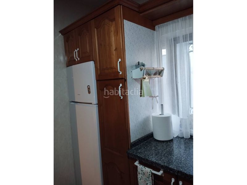 Foto f924a7db-5b16-4382-9b88-5c04a649a14d. Pis a Casares pueblo Casares
