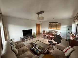 Appartement à Tablero Bajo - Arruzafilla. Vivienda de lujo en residencial con piscina