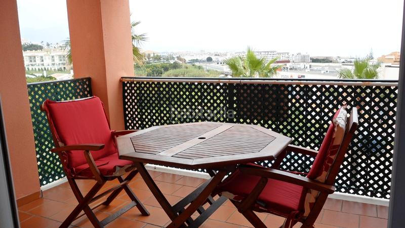 Foto 0f267918-cc9a-495d-837e-d37516c87c1f. Pis amb aparcament piscina a Manilva pueblo Manilva