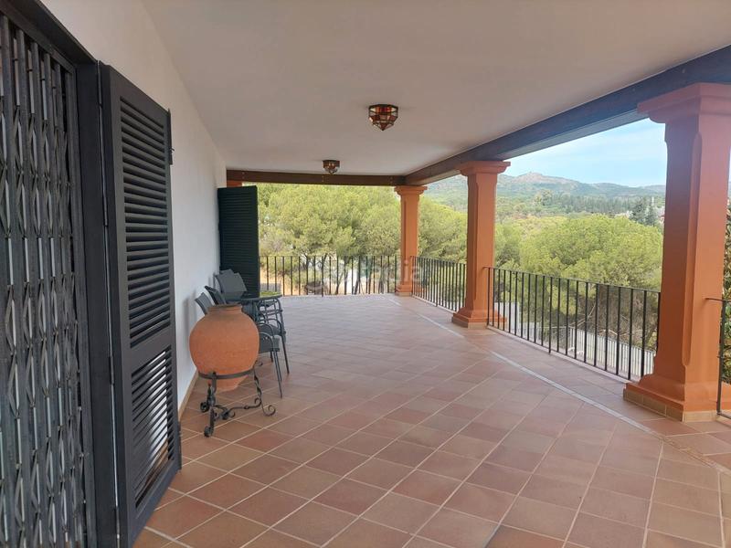 Foto b83accc6-a9f1-4904-971e-fb6d0e5d37a3. Xalet amb xemeneia calefacció piscina a El Brillante -El Naranjo - El Tablero Córdoba