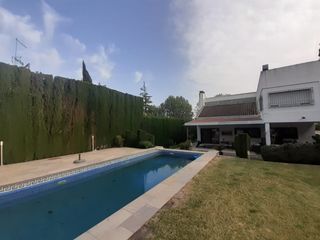Lloguer Xalet a El Brillante -El Naranjo - El Tablero. Magnífico chalet en alquiler en zona arruzafa