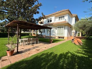 Xalet a El Brillante -El Naranjo - El Tablero. Exclusivo y lujoso chalet independiente