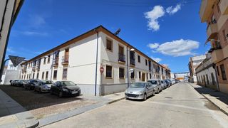 Casa adossada a Campo de la Verdad - Miraflores
