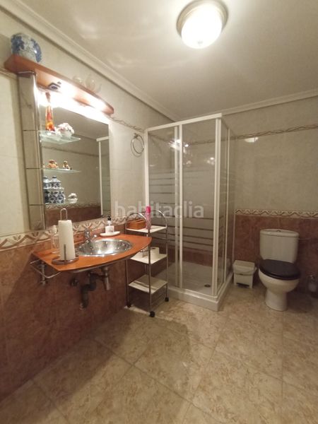 Foto 4f944ec0-8ef8-442e-adde-f3e953d81e2a. Xalet amb calefacció aparcament piscina a El Brillante -El Naranjo - El Tablero Córdoba