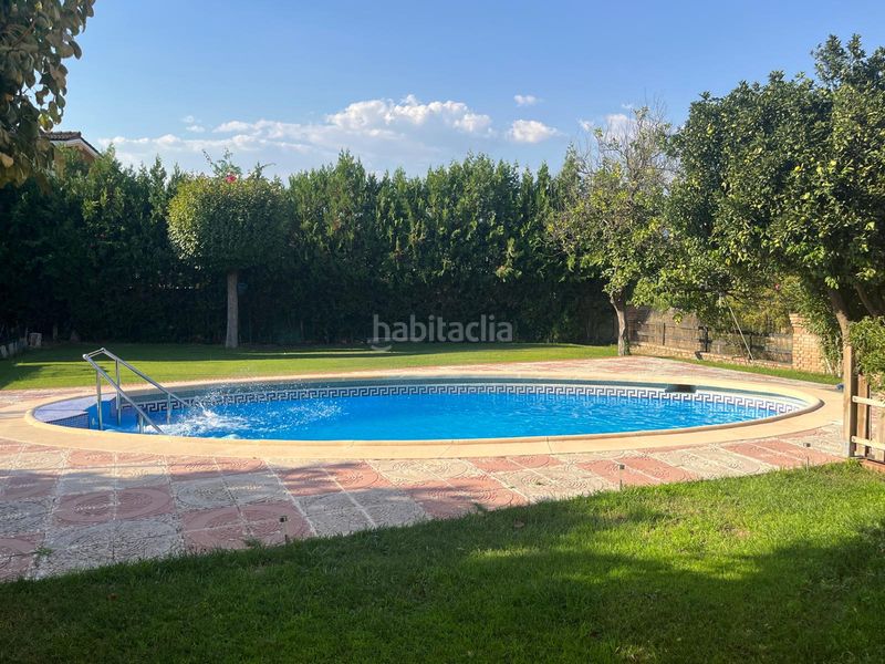 Foto fe0d86aa-ddaf-4e5c-b41f-a41bc6f454e5. Xalet amb calefacció aparcament piscina a El Brillante -El Naranjo - El Tablero Córdoba