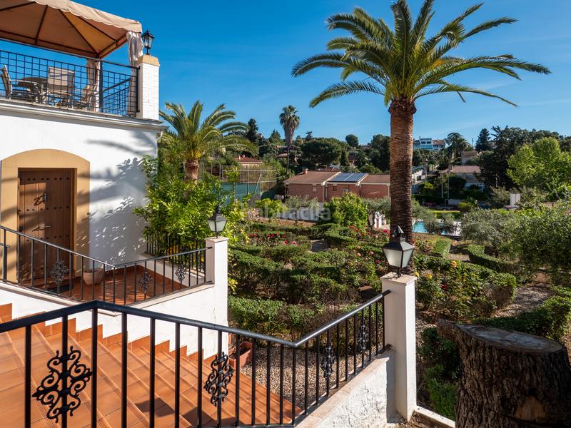 Foto a9b3f861-b33b-413e-ac92-a3ef185ceb43. Chalet with fireplace parking pool in El Brillante -El Naranjo - El Tablero Córdoba