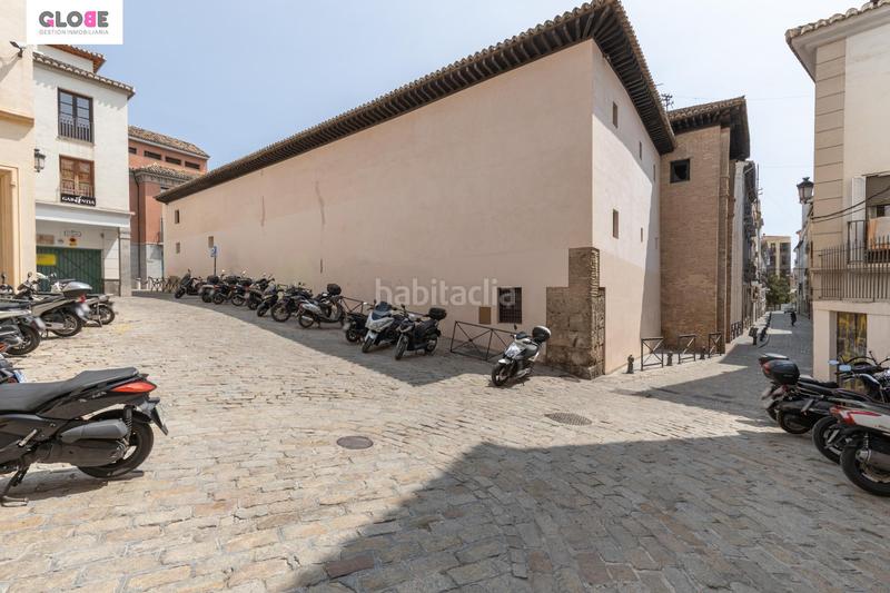 Foto edcce42a-ce9d-4f9f-a471-f7adfbc7e478. Aparcament cotxe a San Matías - Realejo Granada