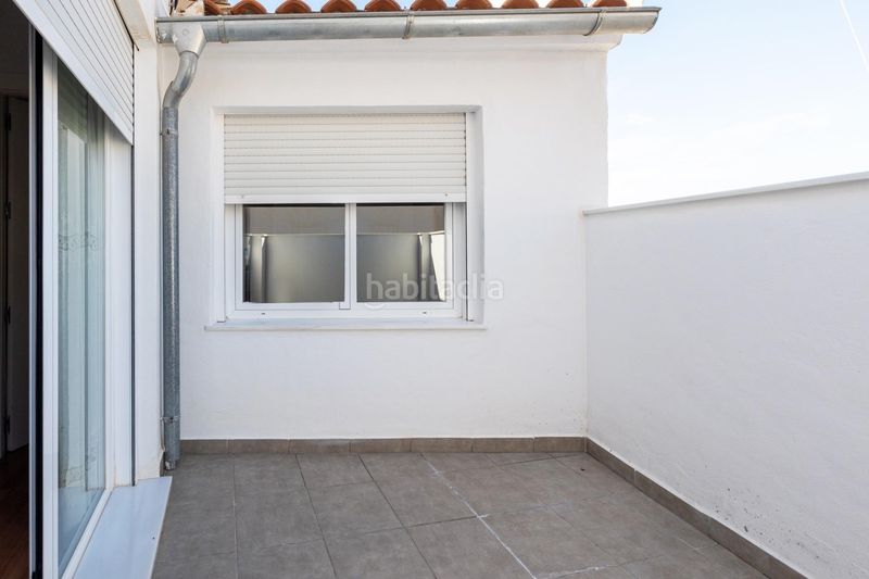 Foto ecbd6fea-77cd-45b1-b524-284451e6761b. Casa adossada amb calefacció a Loja