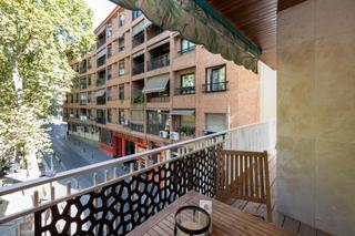 Piso en San Matías - Realejo. Magnífico piso recién reformado en pleno centro de granada.