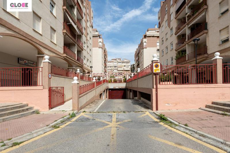 Foto 29ff08f2-e003-4155-8e99-dacf380e36b1. Posto auto in Angustias - Chana - Encina Granada